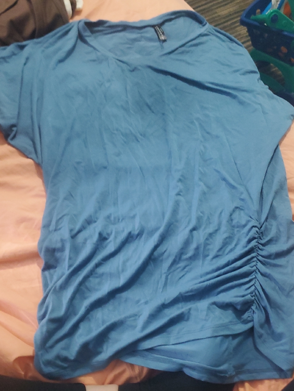 Made By Johnny Light Blue Women’s Ruched Side V-Neck Top